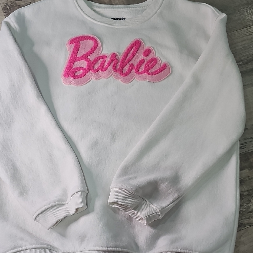 Wrangler White Sweatshirt with Pink Logo